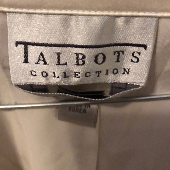 Off white blouse. - Picture 5 of 5